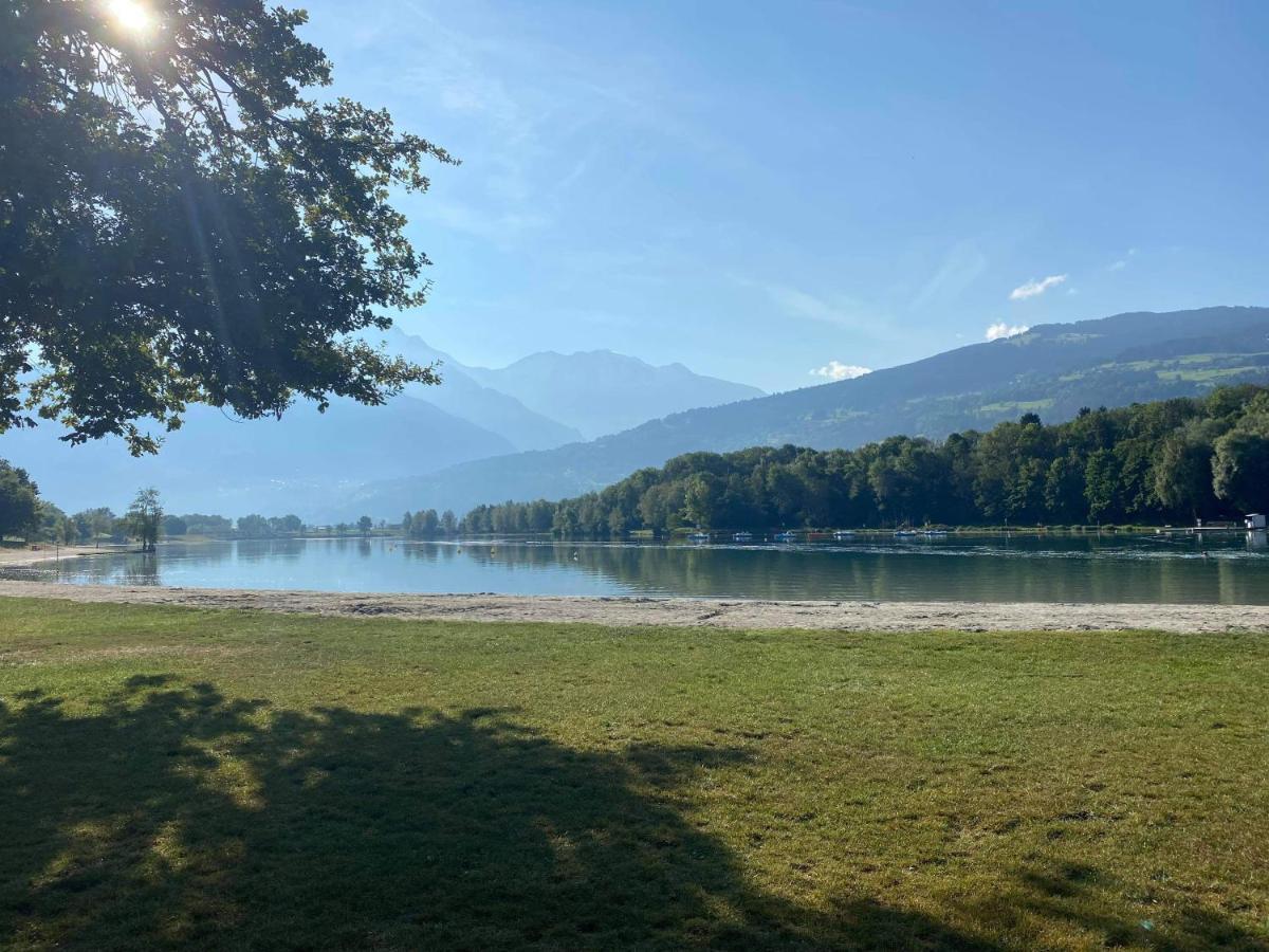 Mobil-Home Agreable Au Pieds Du Lac De Passy パッシー エクステリア 写真